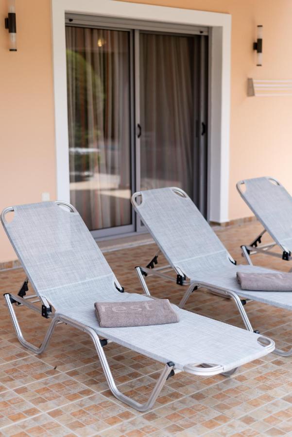 Villa Armonia Jezioro Vouliagmeni Zewnętrze zdjęcie